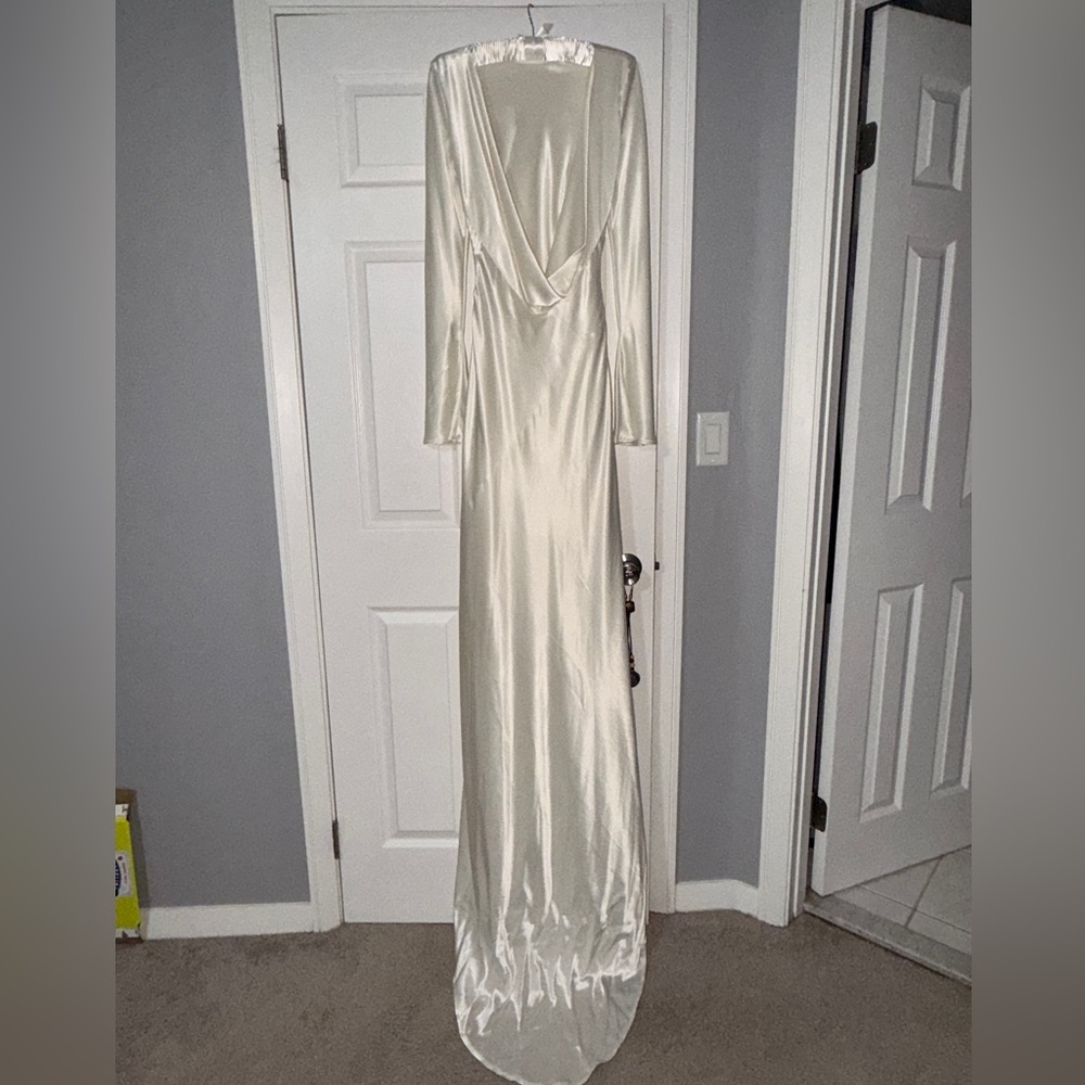 NEW One Addington Eden Gown Size S - Picture 10 of 16